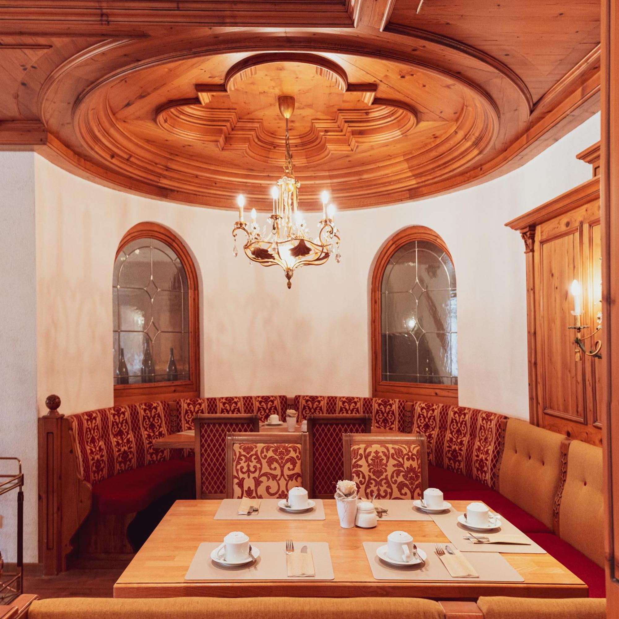 Hotel-Restaurant Kreuzberghof Tagungs- Und Veranstaltungshotel Tiefenbach  Εξωτερικό φωτογραφία
