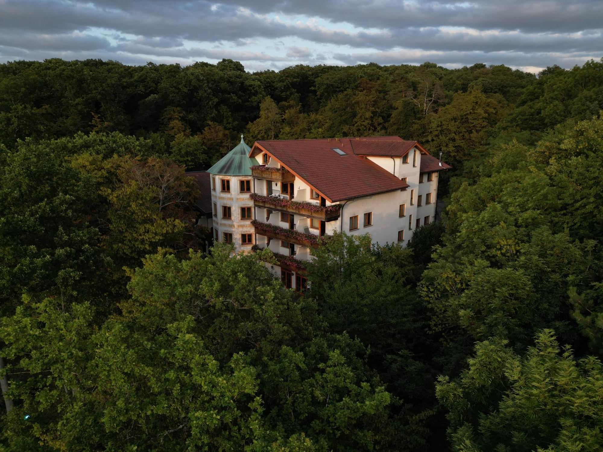 Hotel-Restaurant Kreuzberghof Tagungs- Und Veranstaltungshotel Tiefenbach  Εξωτερικό φωτογραφία
