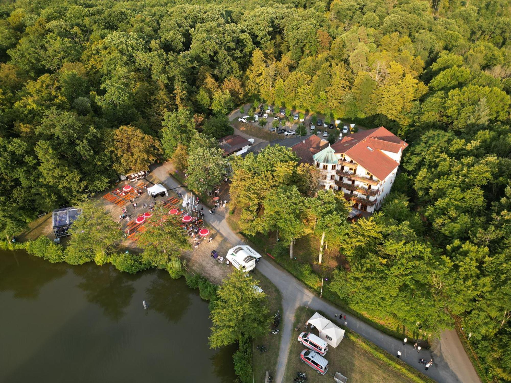 Hotel-Restaurant Kreuzberghof Tagungs- Und Veranstaltungshotel Tiefenbach  Εξωτερικό φωτογραφία
